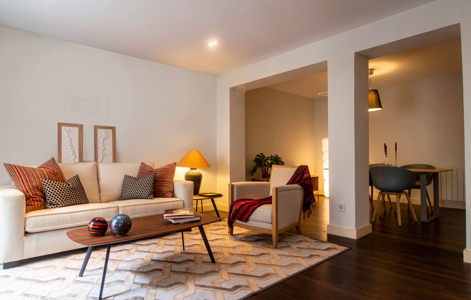 Comfortable, cozy Maine living room heated by a ductless heat pump
